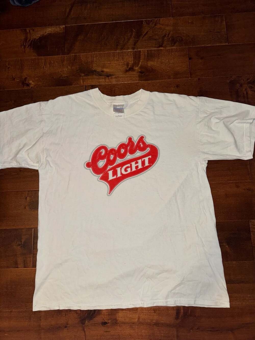Vintage Gildan Activewear Coors Light White Heavy Weight Cotton T-Shirt Size XL